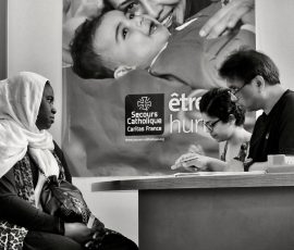 Photo de Gilbert, Titre : « Le jour de l'accueil chez Caritas France »